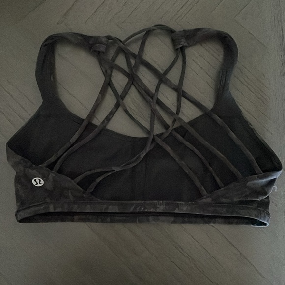 Lululemon Sports Bra - Picture 2 of 5